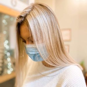 Meet your Posher, Lauren